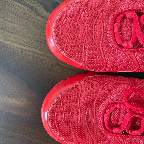 Nike Air Max Plus Low Red - Picture 7 of 10